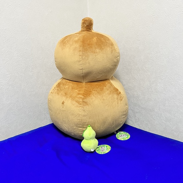 10月24日｜両腕で抱える愛♡ 特大ひょうたんぬいぐるみ by 丸黄うりほ