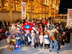 大屋根リングを背に記念撮影！（2025年5月3日 撮影：稲田大樹）