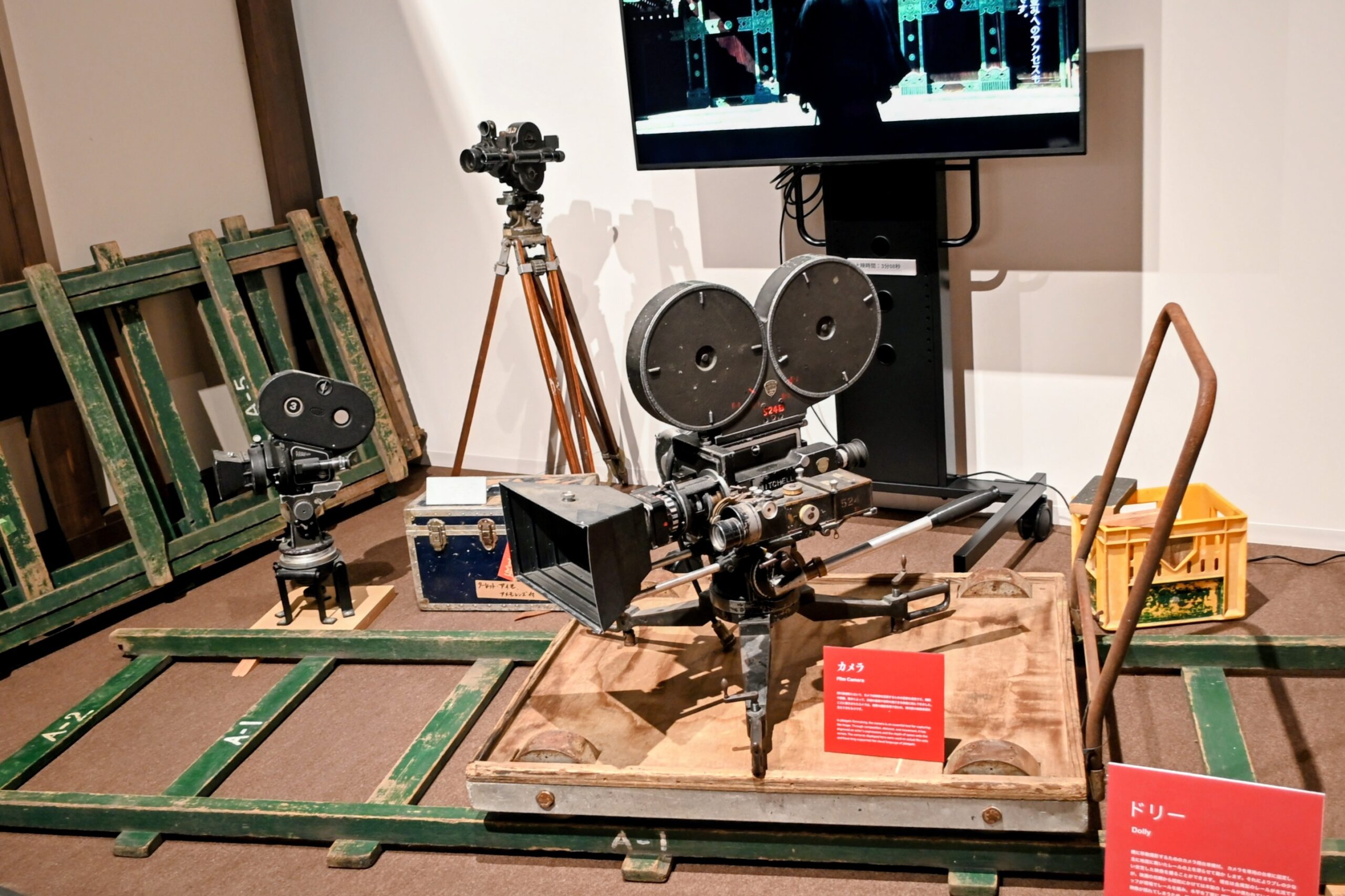 「太秦時代劇100年」で展示されているカメラ